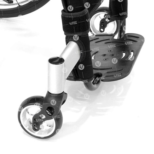 Αμαξίδιο αλουμινίου ελαφρού τύπου “LIGHT SPORT” της Vita Orthopaedics με πτυσσόμενη πλάτη και Quick Release τροχούς, σε γκρι απόχρωση