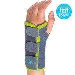 Πηχεοκαρπικός νάρθηκας παιδικός αριστερός Mobiak Care με ανατομική σχεδίαση και velcro για σταθερή εφαρμογή και στήριξη του καρπού.