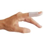 Πλαστικός νάρθηκας δαχτύλου Mallet Finger Vita Orthopaedics σε λευκό χρώμα, για στήριξη PIP και DIP αρθρώσεων σε ουδέτερη θέση.